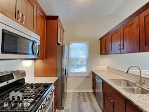 5491 La Fleur Trail in Stonecrest, GA - Building Photo - Building Photo
