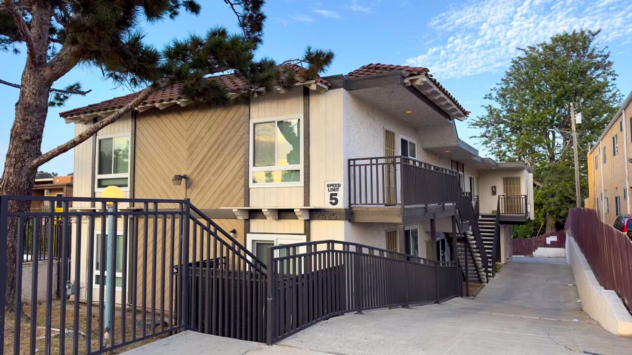 2625 Highland Avenue in San Diego, CA - Building Photo