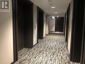 501 Yonge St in Toronto, ON - Building Photo - Building Photo