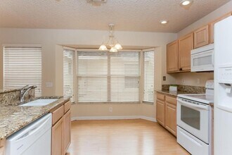 9358 Arborwood Cir in Davie, FL - Foto de edificio - Building Photo