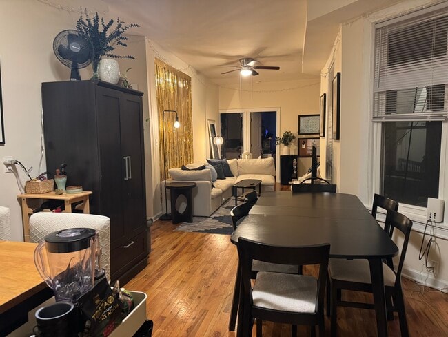 2614 N Racine Ave, Unit 2602 in Chicago, IL - Building Photo - Building Photo