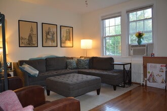 3931 W St NW, Unit #2 in Washington, DC - Building Photo - Building Photo