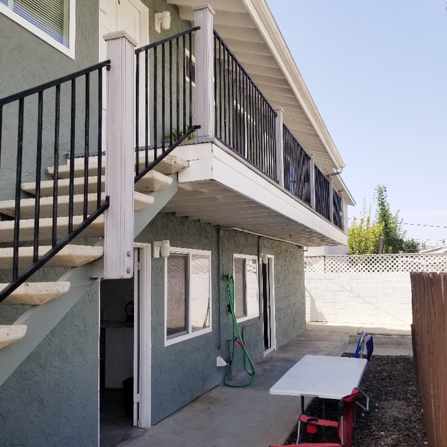 property at 4566 Onondaga Ave