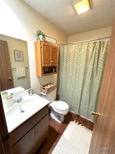 1315 Main St in Highland, IL - Building Photo - Building Photo