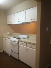 5101 Evans St in Austin, TX - Building Photo - Building Photo