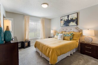 Deer Crest Apartments in Broomfield, CO - Building Photo - Building Photo