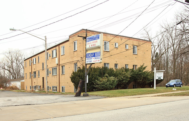 191 Center Rd in Bedford, OH - Building Photo - Building Photo