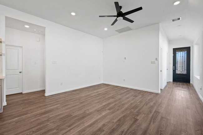 property at 4327 Camden Spgs Trl