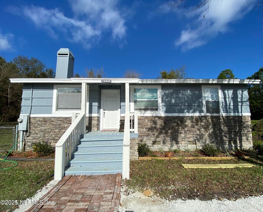 8515 Maple St in Jacksonville, FL - Building Photo