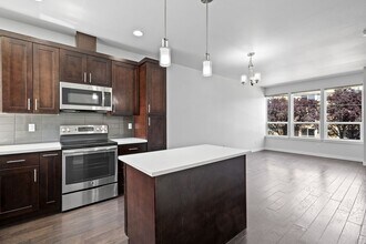 911-A N 104th St in Seattle, WA - Building Photo - Building Photo
