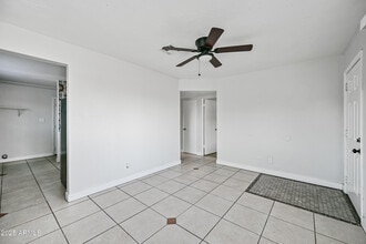 2518 W Ocotillo Rd in Phoenix, AZ - Building Photo - Building Photo