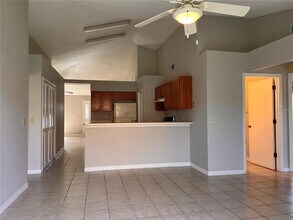 8013 Gamboge Ct in Orlando, FL - Building Photo - Building Photo