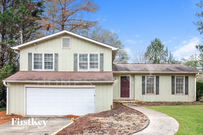 property at 1570 Sprayberry Dr