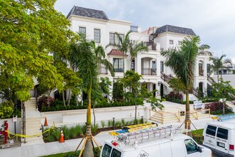 745 12th Ave in Naples, FL - Building Photo - Building Photo