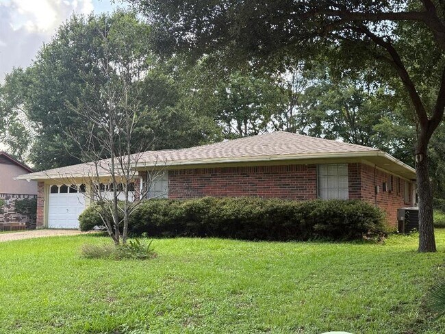 property at 616 Hildred Ave