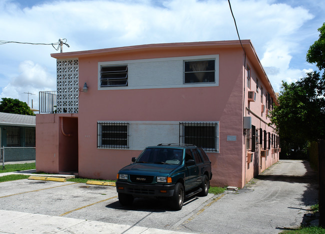 963 NW 5th St in Miami, FL - Building Photo - Building Photo