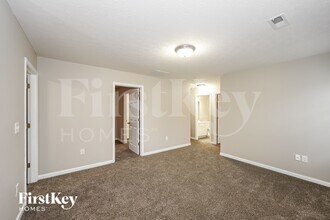 3478 Hickory Ln, Unit 209 in Amelia, OH - Building Photo - Building Photo