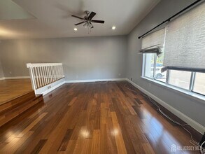 16 Dawn Ct in Monmouth Junction, NJ - Building Photo - Building Photo
