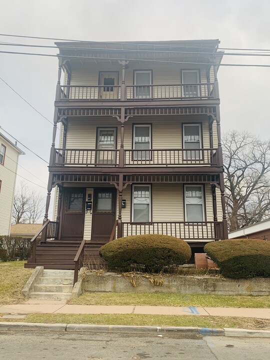 30 Madison Ave, Unit 3rd floor in Hartford, CT - Foto de edificio