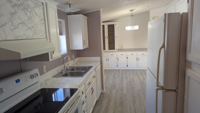 121 Polopony Ct in Iowa City, IA - Building Photo - Building Photo