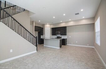 4882 E Helena Dr in Scottsdale, AZ - Building Photo - Building Photo