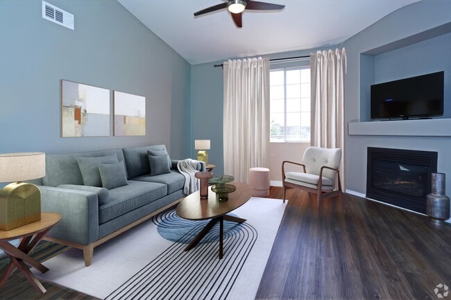 Milan Apartment Townhomes in Las Vegas, NV - Foto de edificio - Building Photo