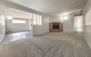 4409 44th St in Lubbock, TX - Building Photo - Building Photo