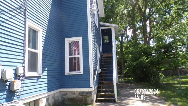633 W North St in Kalamazoo, MI - Foto de edificio - Building Photo