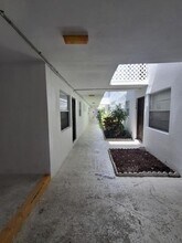 6507 Winfield Blvd in Margate, FL - Building Photo - Building Photo