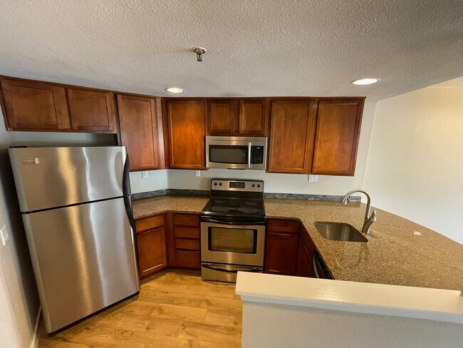 100 Park Ave W in Denver, CO - Building Photo - Building Photo