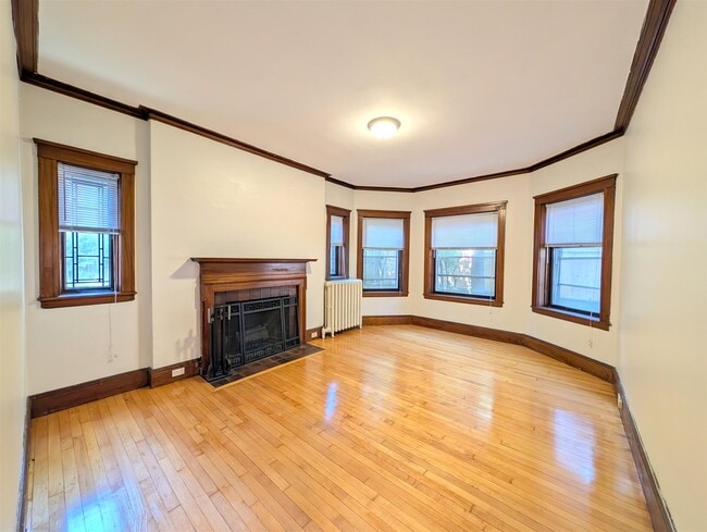 14 Linnaean St, Unit 7