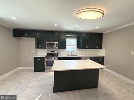 7419 Farnum St in Springfield, VA - Building Photo