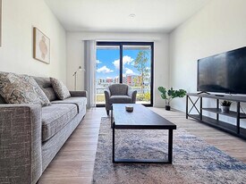 12122 54th Dr E in Bradenton, FL - Building Photo