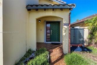 2500 SW 113th Ct in Miami, FL - Building Photo - Building Photo