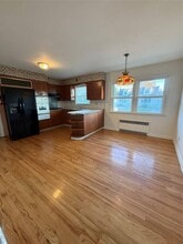 301A Copiague Pl in Copiague, NY - Foto de edificio - Building Photo