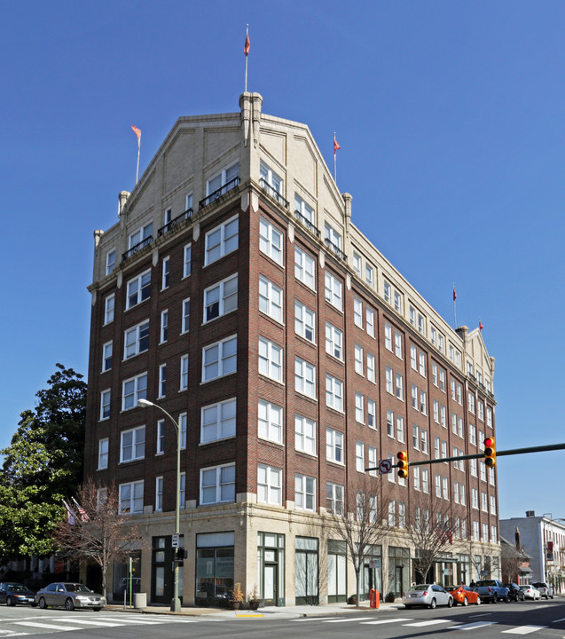 Linden Tower in Richmond, VA - Foto de edificio