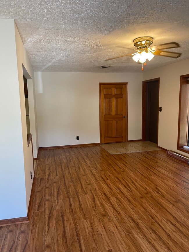151 Dorton Jenkins Hwy, Unit #1