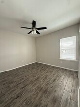 1401 Shavano Dr, Unit 1308 in Edinburg, TX - Foto de edificio - Building Photo