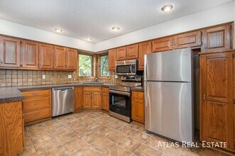 15620 Reeds St in Overland Park, KS - Building Photo - Building Photo