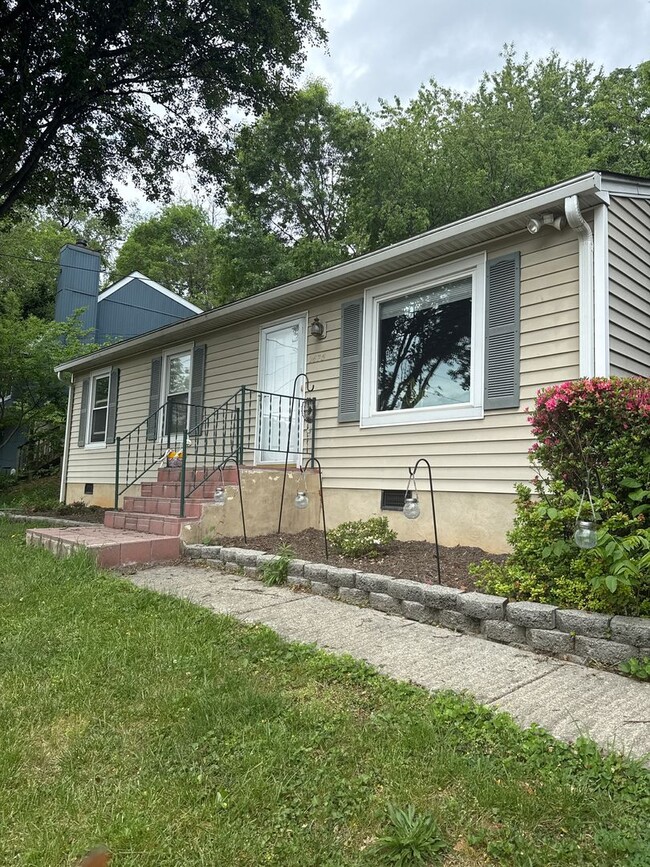 property at 2675 Brandon Ave SW