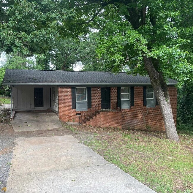 property at 316 N Pleasant Hill Rd