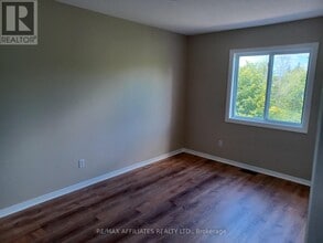 37 Banchory Crescent in Ottawa, ON - Building Photo - Building Photo