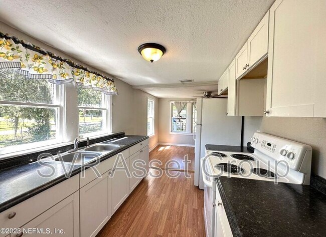 9703 Campus Ave in Jacksonville, FL - Building Photo - Building Photo