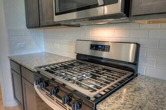 31603 Zoe Pt in Hockley, TX - Foto de edificio - Building Photo