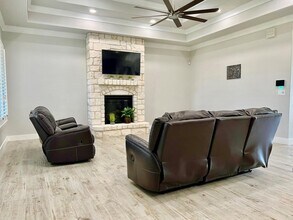 165 Rustic Trl Rd in Odessa, TX - Building Photo - Building Photo