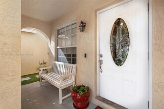 4055 Eastridge Dr in Pompano Beach, FL - Building Photo - Building Photo