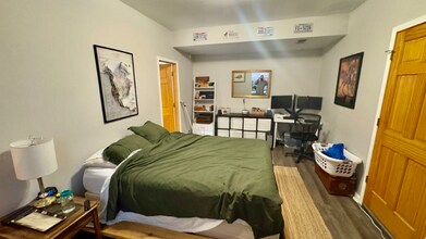 1453 W Cortez St, Unit 1 in Chicago, IL - Foto de edificio - Building Photo