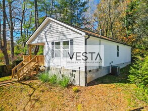 44 Rosemary Rd in Asheville, NC - Building Photo - Building Photo