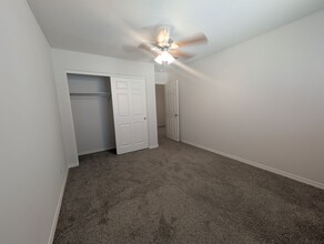 3803 S 54th Ln in Phoenix, AZ - Building Photo - Building Photo