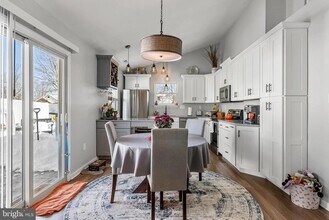 33 Birchwood Dr in Evesham, NJ - Building Photo - Building Photo